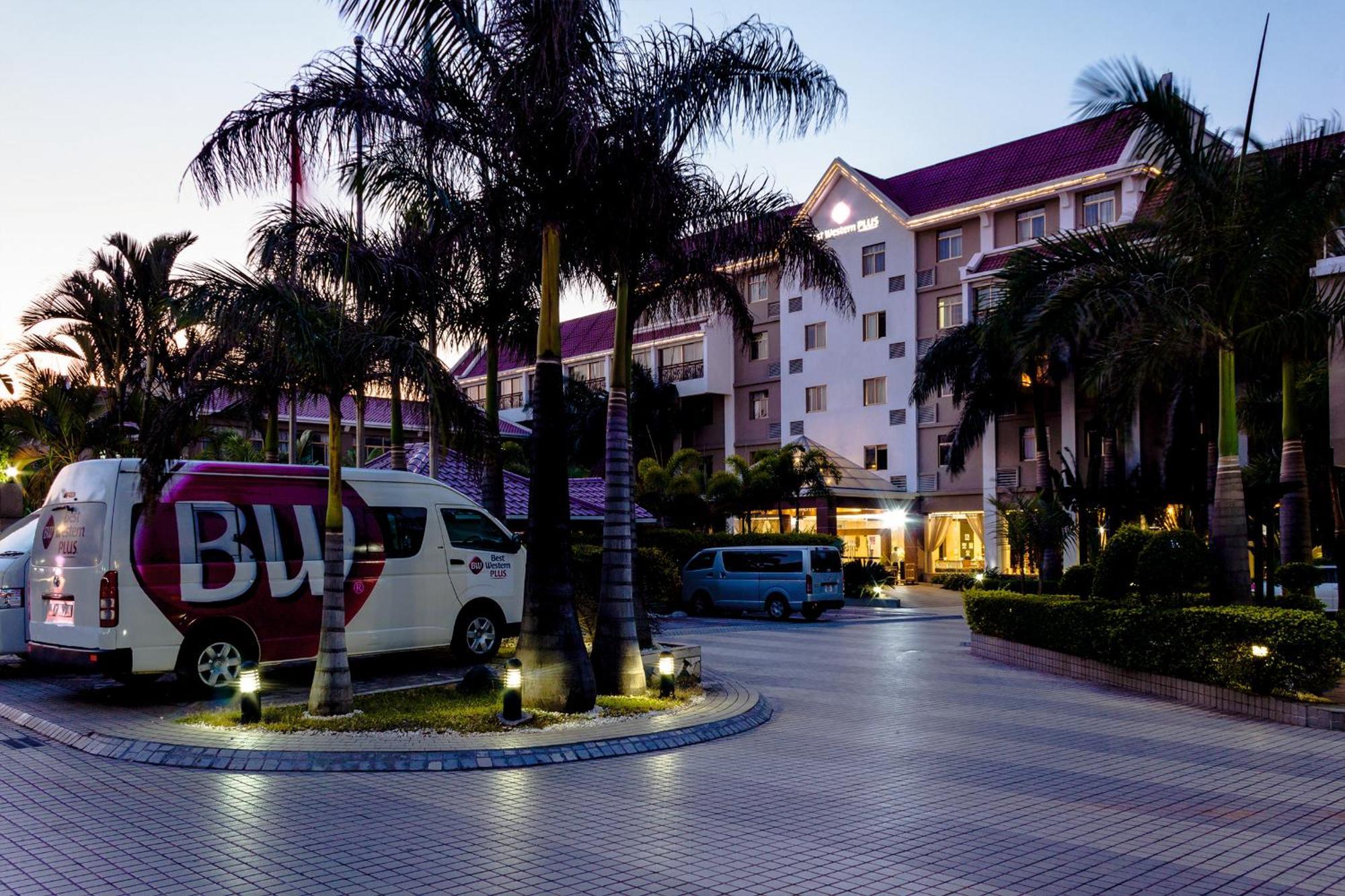 Best Western Plus Paramount Hotel Lusaka Exterior foto