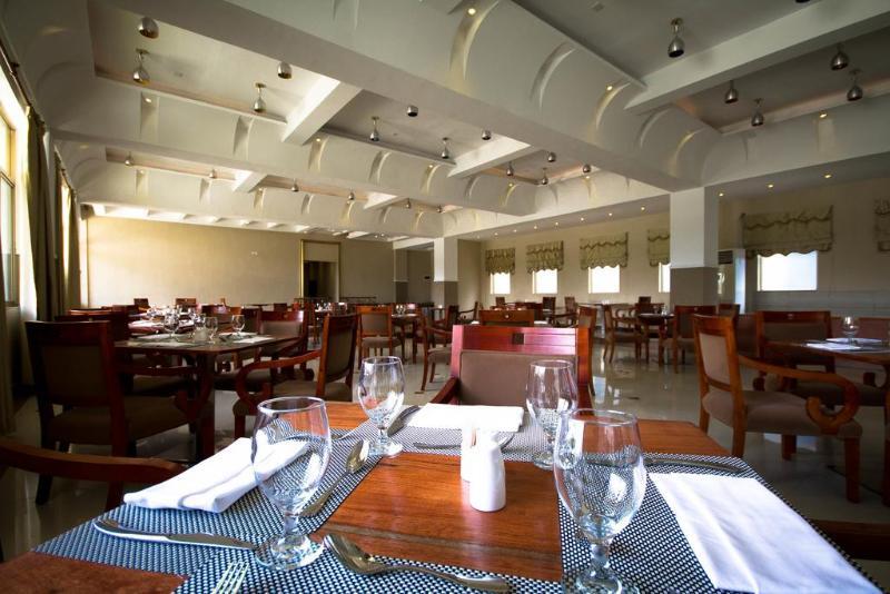Best Western Plus Paramount Hotel Lusaka Exterior foto